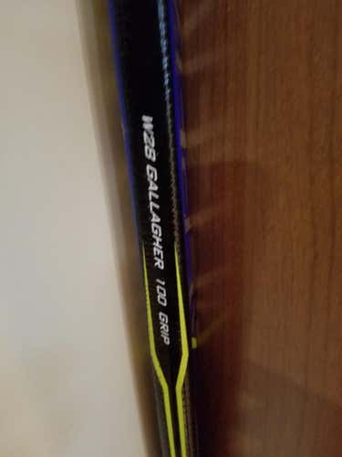 Warrior Alpha QX Stick Righty Toe 96 - 100 Senior