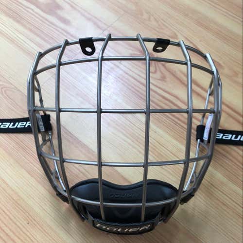 Bauer ReAkt Cage - Senior S