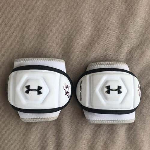 Under Armor Player 2, D Elbow Pads