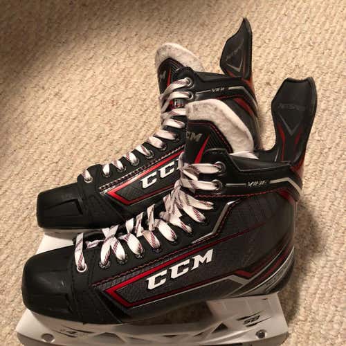 CCM Jetspeed VIBE Sr. 8.5D