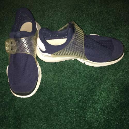 Nike Sock Darts “Midnight Navy” Size 10 Barely Used