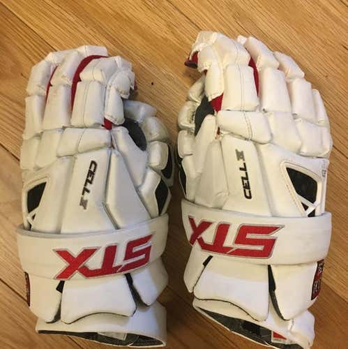 Harvard #23 STX Cell IV Gloves - Team Issued