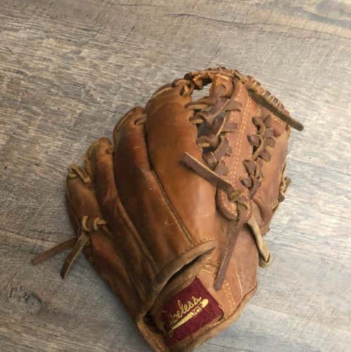 Shoeless Joe Youth Baseball Glove