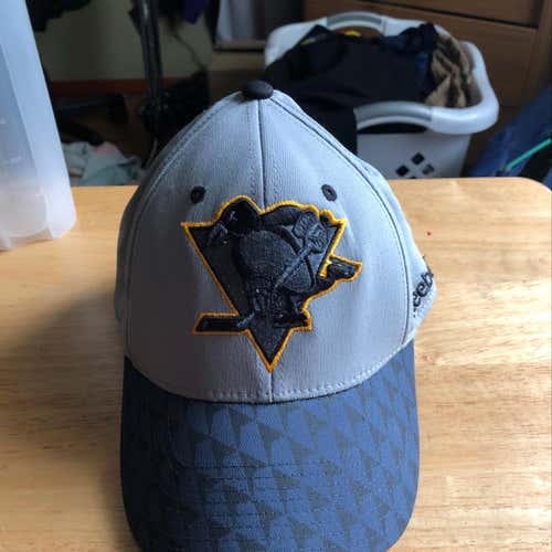 Pittsburgh Penguins Reebok Hat S/M