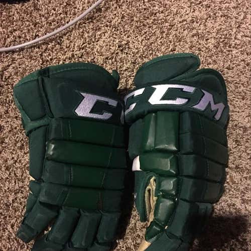 CCM Pro Gloves