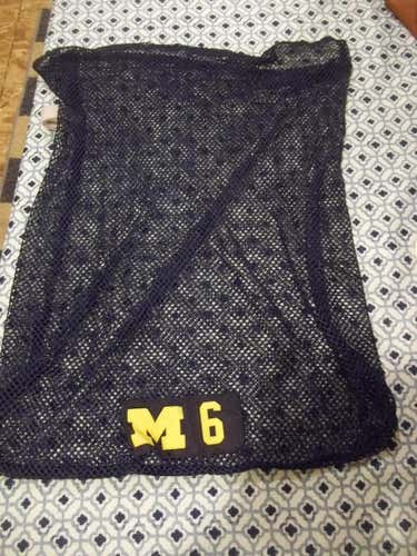 UNIVERSITY OF MICHIGAN LAUNDRY BAG