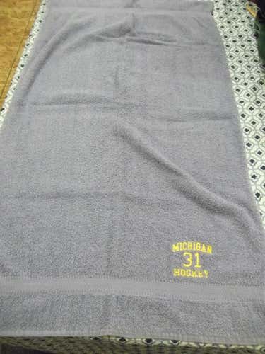 TEAM ISSUED MICHIGAN BATH TOWEL