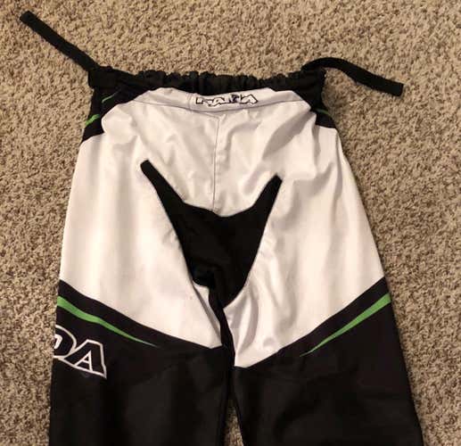 Labeda 7.1 Pama Inline Roller Hockey Pants XL