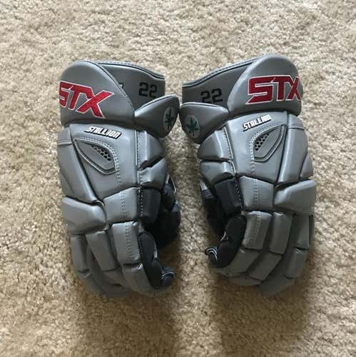 NEW Ohio State Stallion 500 Gloves