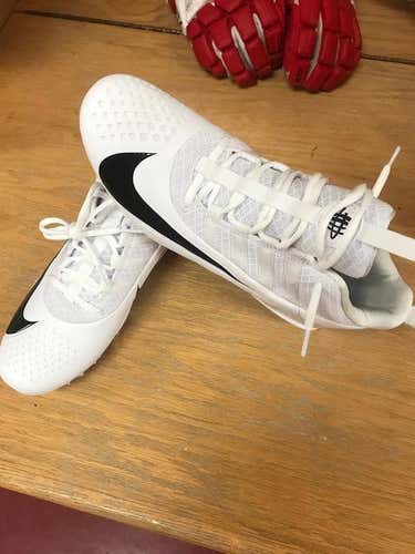 New Nike Cleats size 11
