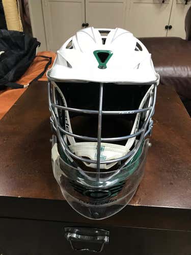 Loyola team issued Cascade R game helmet