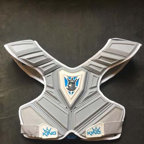 Brine King V Mid Shoulder Pad