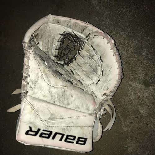 BAUER REACTOR 7000 GOALIE CATCH GLOVE (INTERMEDIATE)