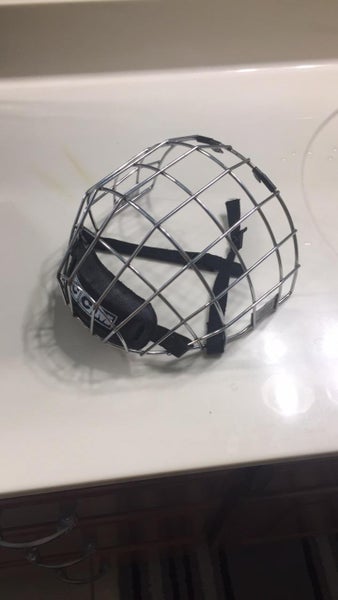 CCM FM480 Chrome Large Cage