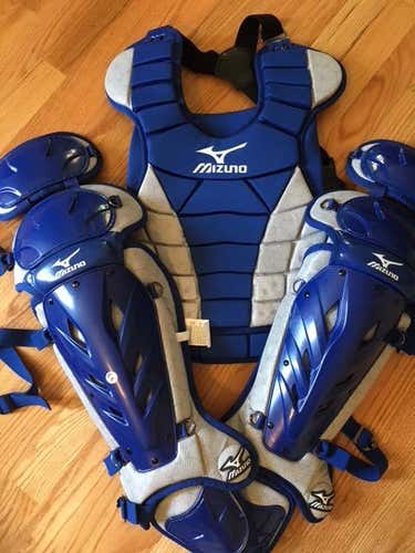 New Mizuno Fastpitch Samurai Catcher's Protective Gear