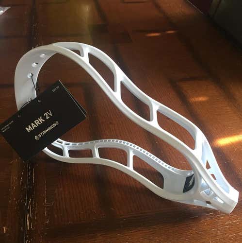BNWT Stringking Mark 2V