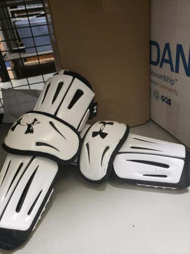 Under Armour Arm Pads