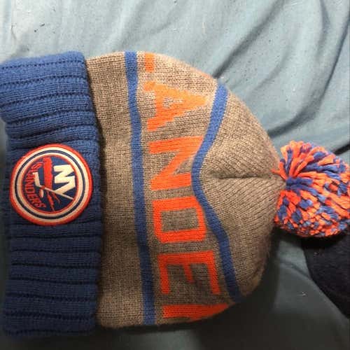 New York Islanders Adult Knitted Hat