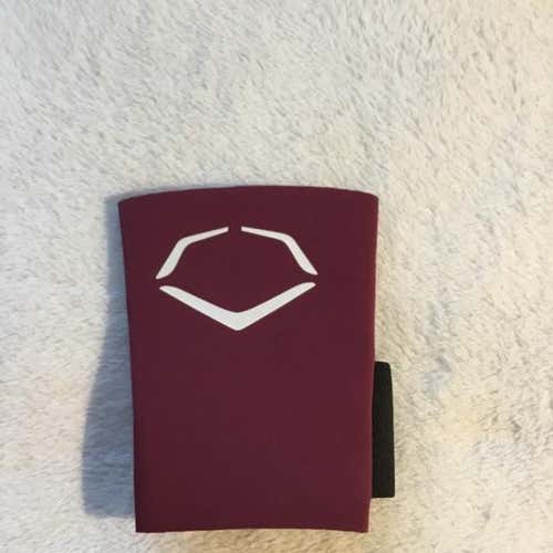 EVOSHIELD Compression Wrist Sleeve Maroon Used Sz Large