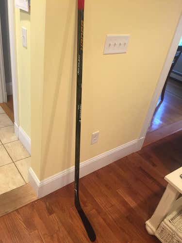 Bauer 1s Stick Lefty Mid 86 - 90 Senior (Grip) and 1N together