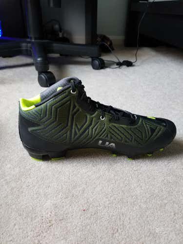 Brand New Banshee Mid MC Cleat Size 10.5