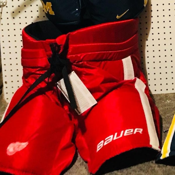 Large +1 Detroit Red Wings Bauer Custom Pro Pants NEW