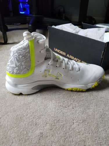 Brand New UA Banshee Mid TURF Size 11