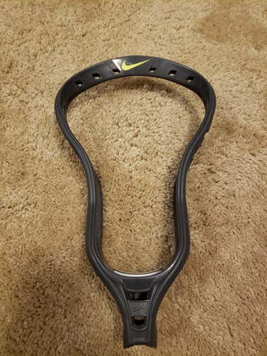 Nike Lakota U Head