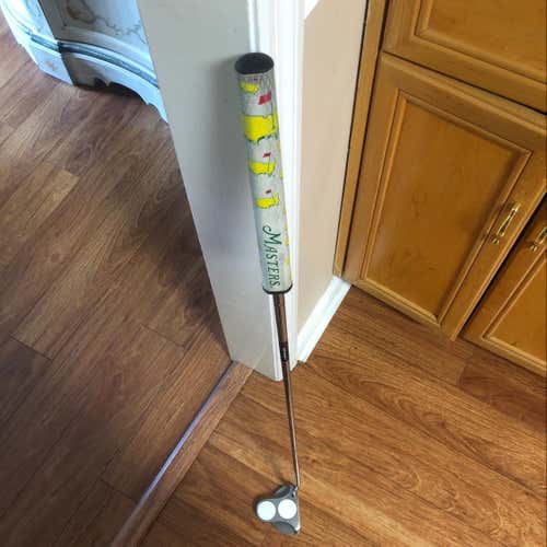 Odyssey 2 Ball White hot XG Putter w/ Masters Grip
