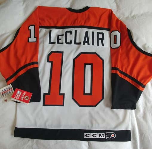 CCM Vintage John LeClair Philadelphia Flyers Hockey Jersey