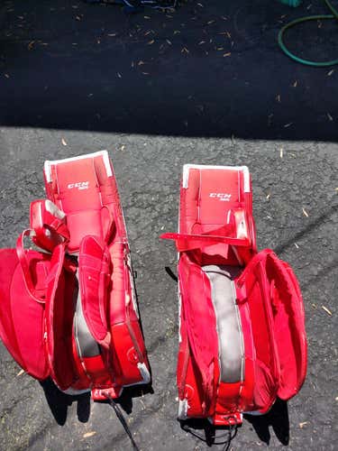 CCM Extreme Flex II pro Goalie Leg Pads Senior 35+ 2