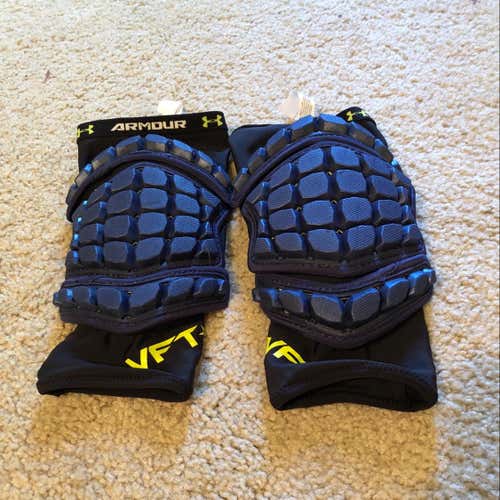 Team Issued Notre Dame Lacrosse Arm Pads