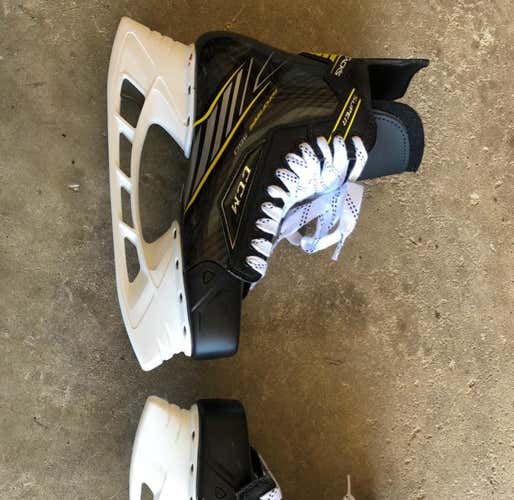 NEW CCM Super Tacks Skates - Pro Stock 10.5 D
