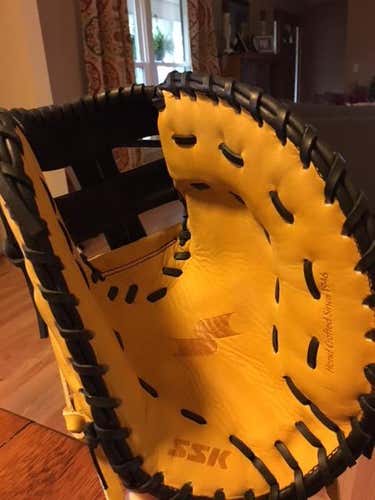 New SSK Glove
