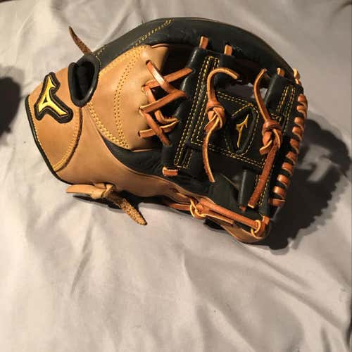 Mizuno Classic  11.5”