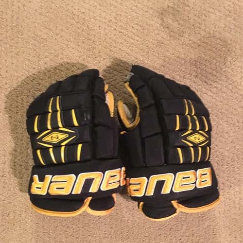 Bauer Nexus 800 Gloves (Barely Used”