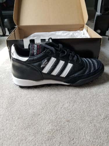 Brand New Adidas Mundial Team Turf Cleats Size 8