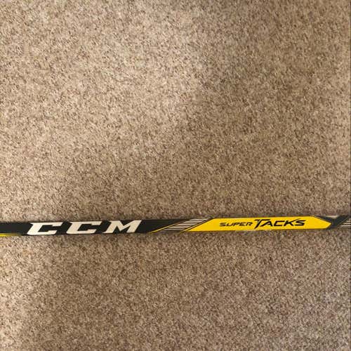 CCM Super Tacks RH 85 Flex P40
