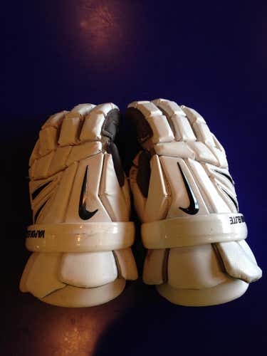 Nike Gloves