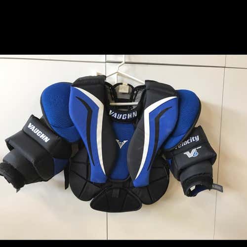 JR S/M Goalie Chest Protector