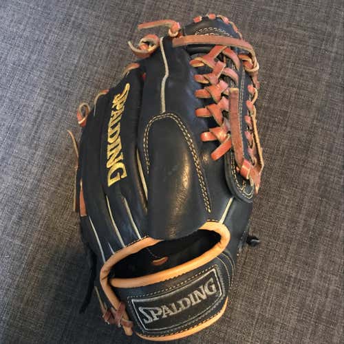 Spalding Pro Stock, Pitchers Glove  Sale Or Trade