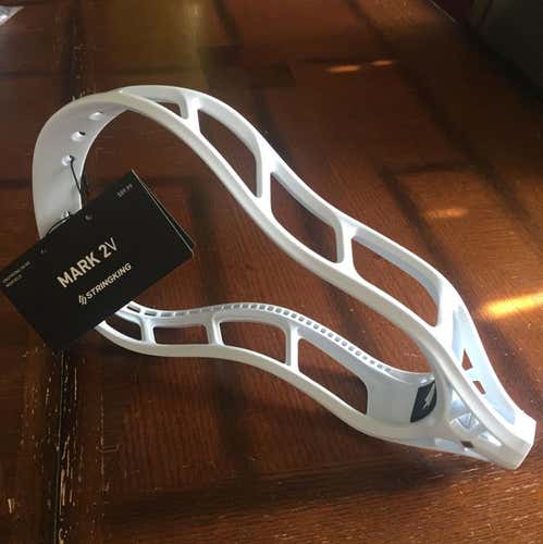 BNWT Stringking Mark 2V