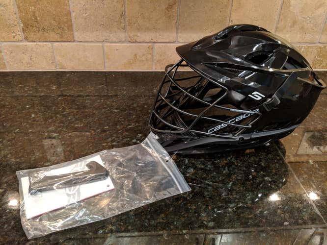 New Cascade S Helmet Adult (Black on Black)
