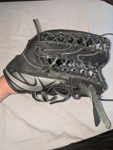 Nike MVP Select 12.5" baseball glove