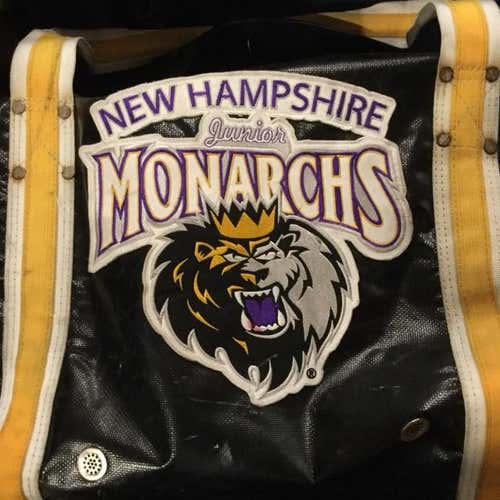 NH Jr Monarchs Pro stock Bauer Hockey bag