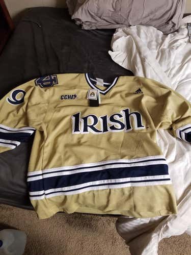 Notre Dame 2009 Jersey Gold