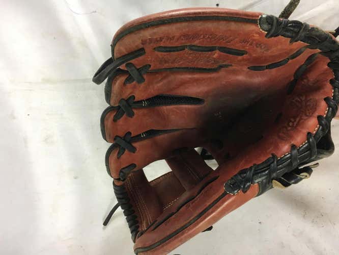 Rawlings PRO217 2PM Right Handed Thrower Glove, size 11.25" (black and red)