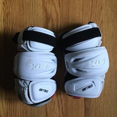White XL STX Stallion 500 Elbow Pads