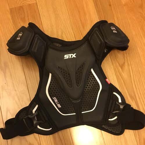 Black XL Stallion 500 Shoulder Pads