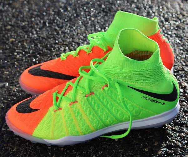Nike Hypervenom Turf Shoe
